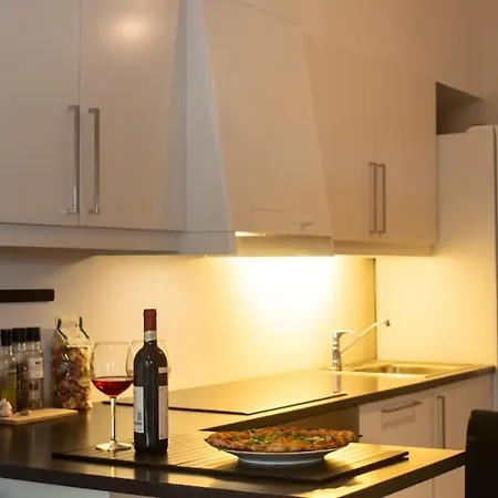 דירה Modern And Central